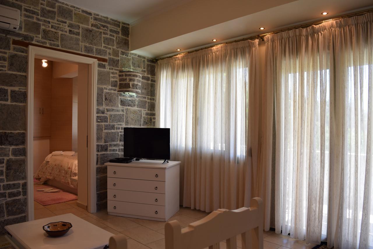 Cozy Residences In The Center Of Volissos Village - Lydia Lithos- Экстерьер фото